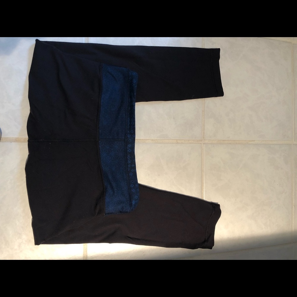 Lulu Lemon Wunder Under Crop